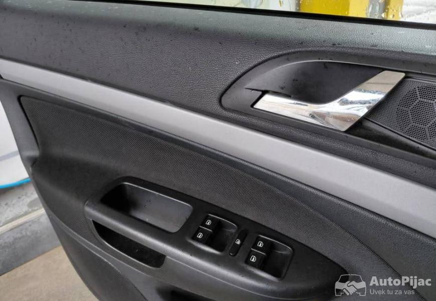2012_skoda_octavia_12_polovni_automobili_autopijac.rs
