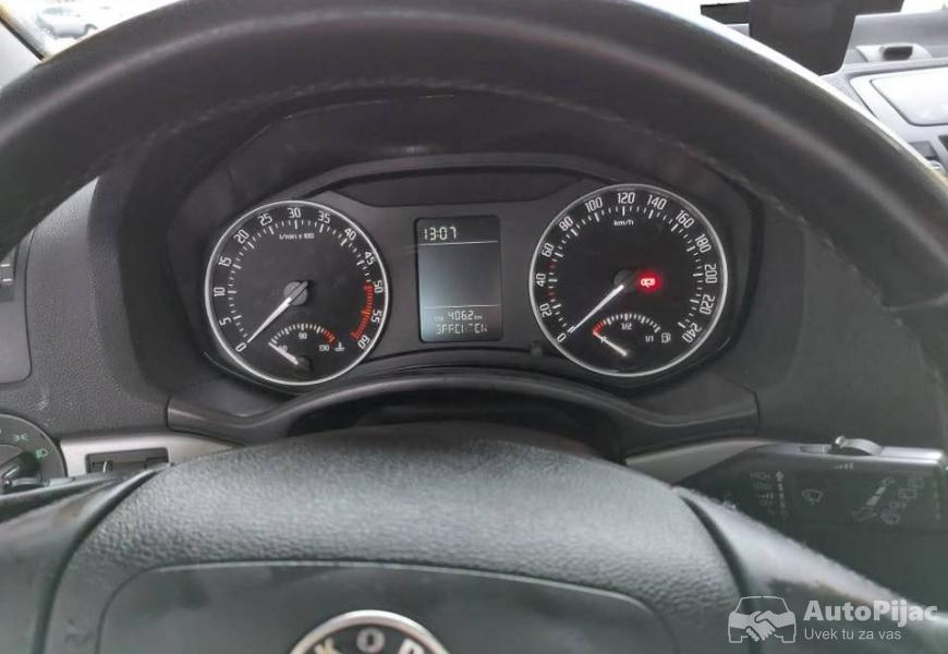 2012_skoda_octavia_2_polovni_automobili_autopijac.rs