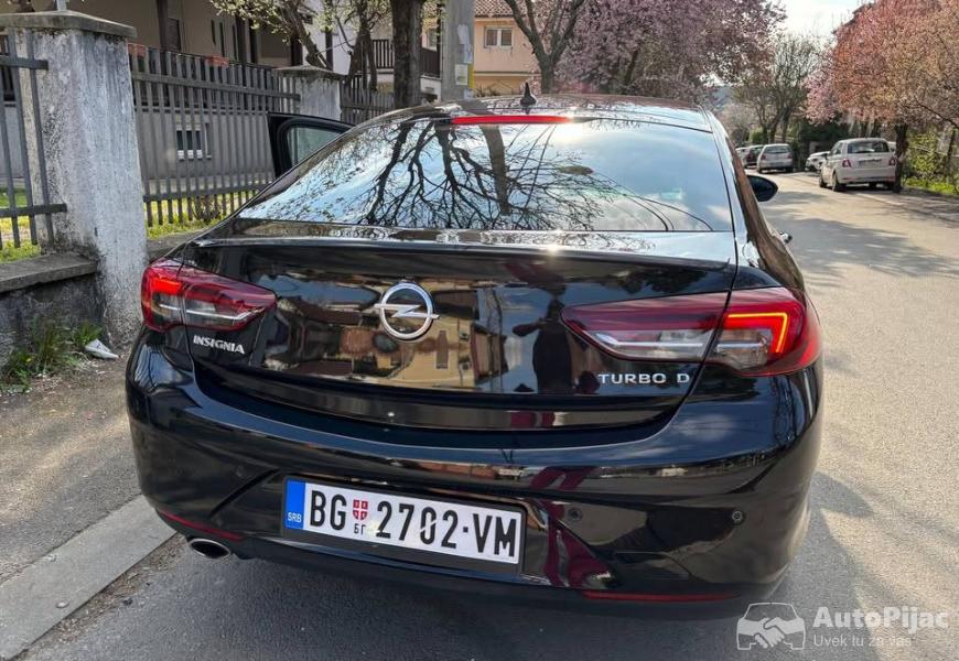 2018_opel_insignia_4_polovni_automobili_autopijac.rs