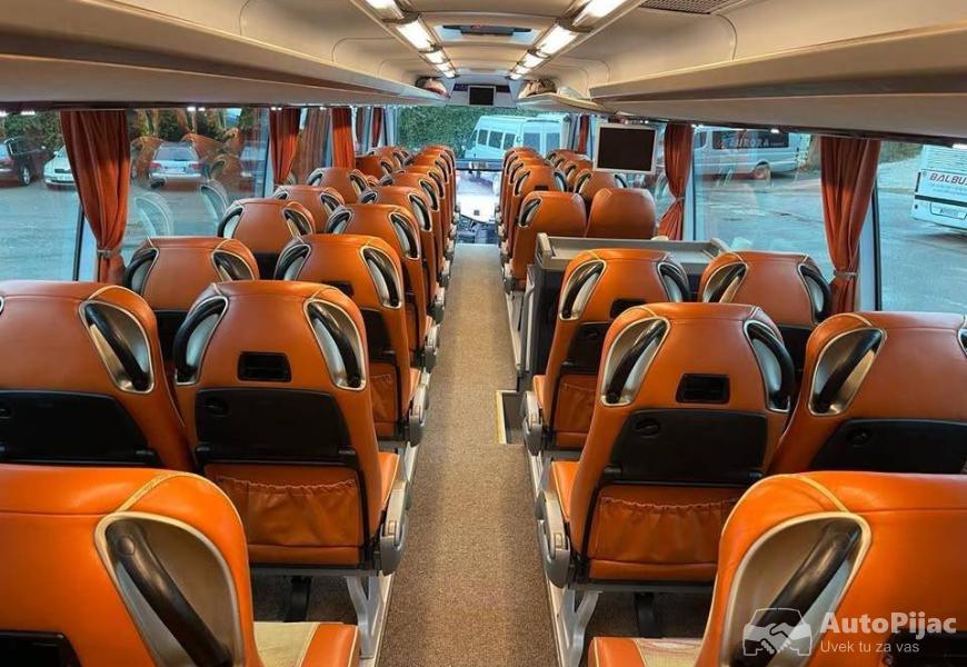 neoplan_1216_2006_automatik_440ps_10_polovni_automobili_autopijac.rs
