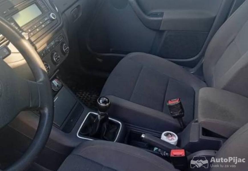 golf_5_19_77_kw_3_polovni_automobili_autopijac.rs