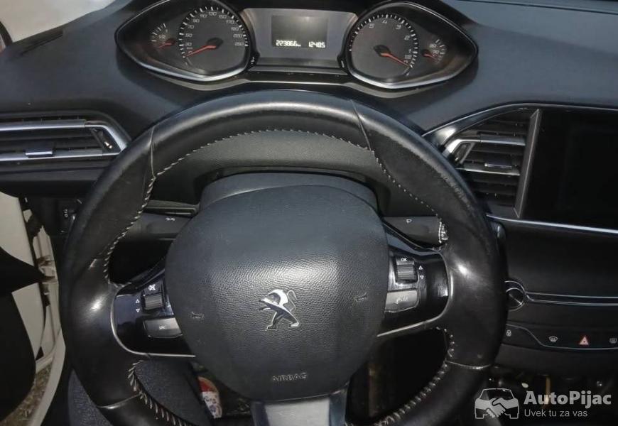 peugeot_308_5_polovni_automobili_autopijac.rs
