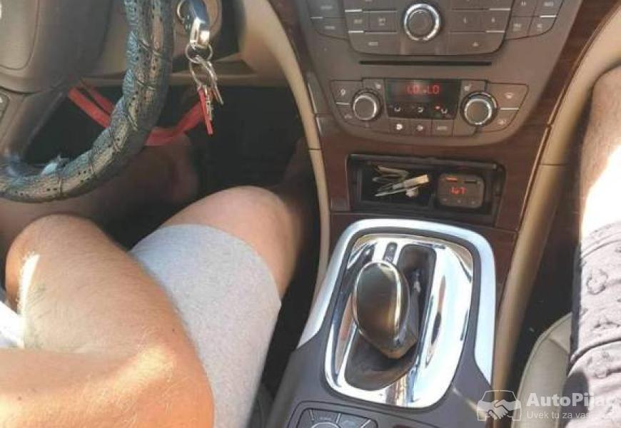 opel_isignia_2010_dizel_6_polovni_automobili_autopijac.rs