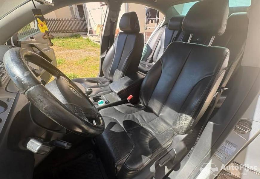 2008_volkswagen_passat_b6_19tdi_13_polovni_automobili_autopijac.rs