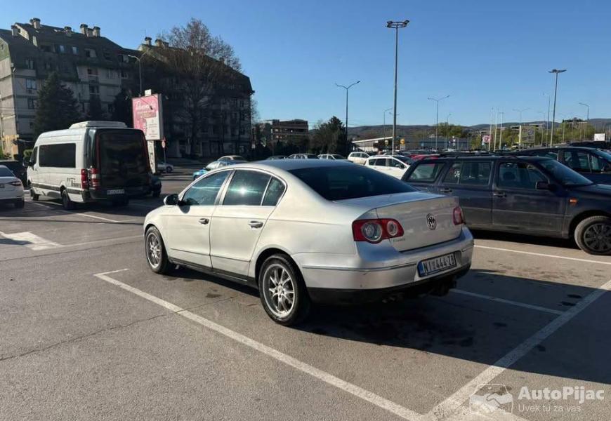 2008_volkswagen_passat_b6_19tdi_7_polovni_automobili_autopijac.rs
