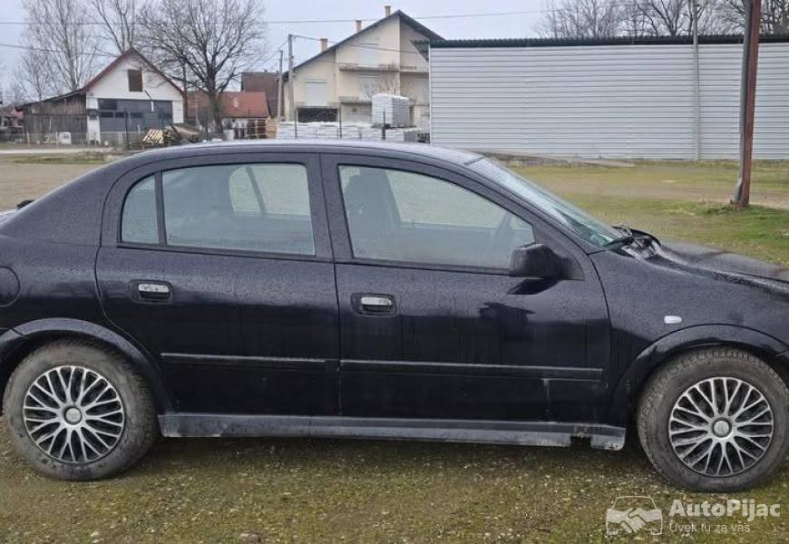 2008_opel_astra_2_polovni_automobili_autopijac.rs