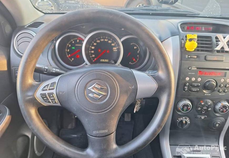grand_vitara_8_polovni_automobili_autopijac.rs