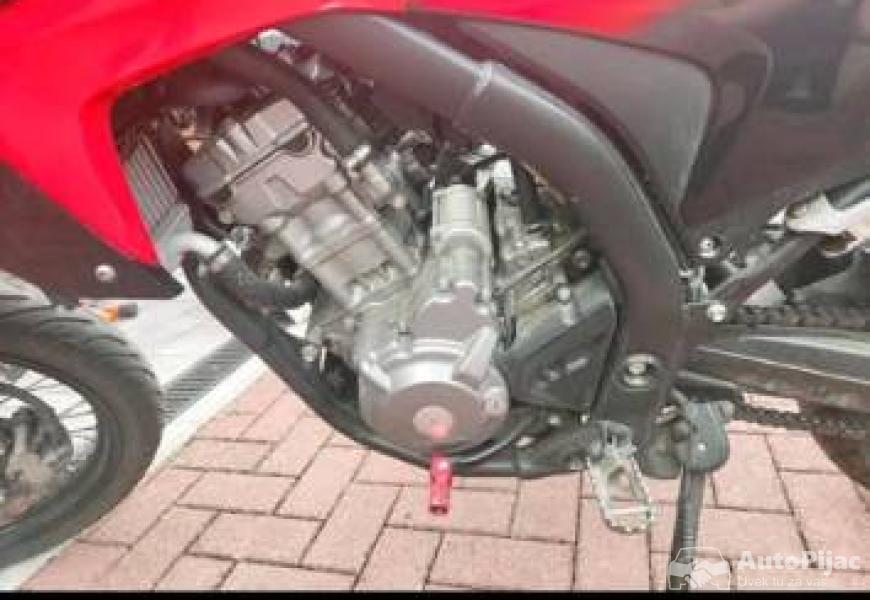 honda_crf_250_3_polovni_automobili_autopijac.rs