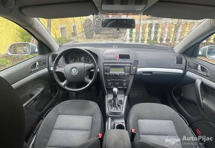 skoda_octavia_19_77_2007_6_polovni_automobili_autopijac.rs