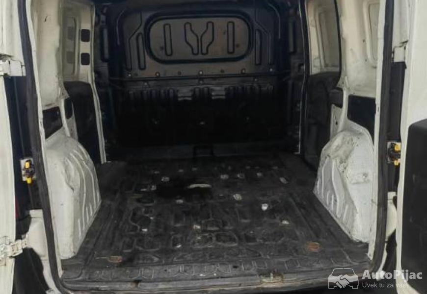 fiat_doblo_benzin_metan_14_polovni_automobili_autopijac.rs