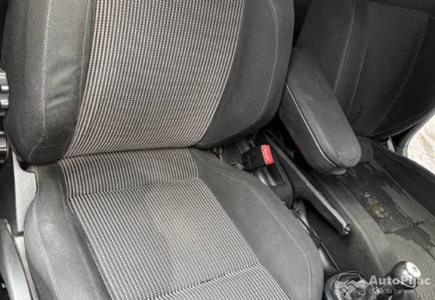 golf_4_19tdi_asz_131ks_6_brzina_7_polovni_automobili_autopijac.rs