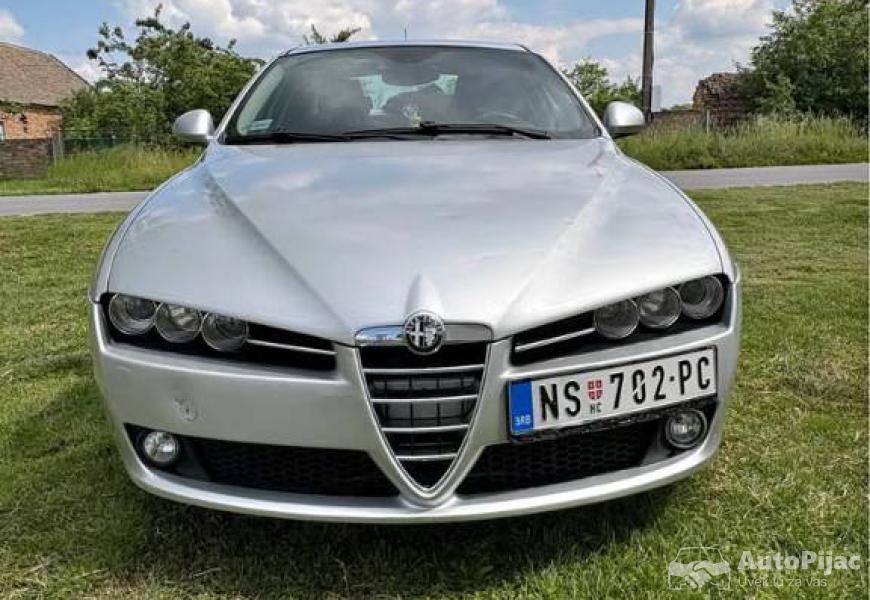 alfa_romeo_159_dizel_1_polovni_automobili_autopijac.rs