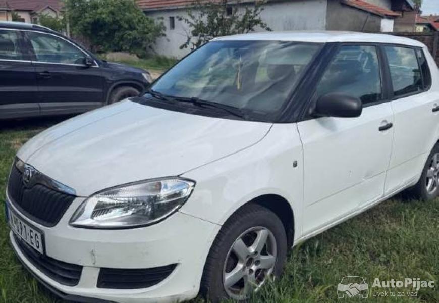 skoda_fabia_16tdi_5_polovni_automobili_autopijac.rs