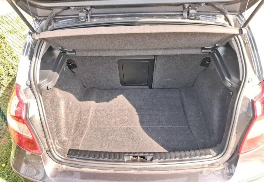 delovi_bmw_e87_116i_2006_godiste_11_polovni_automobili_autopijac.rs