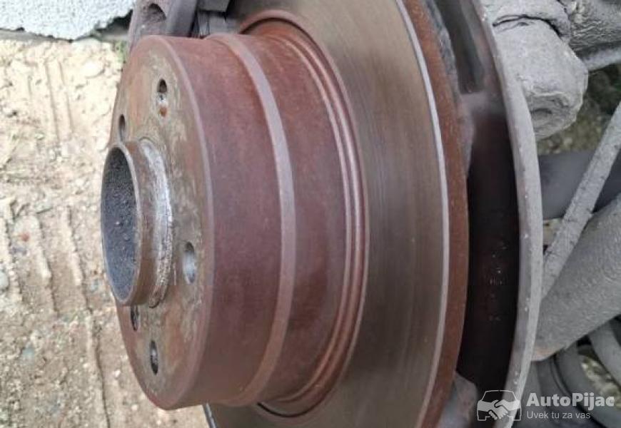 delovi_bmw_e87_116i_2006_godiste_14_polovni_automobili_autopijac.rs