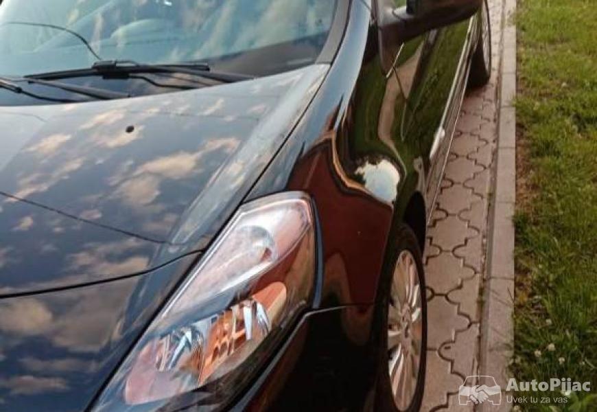 crni_klio_3_polovni_automobili_autopijac.rs