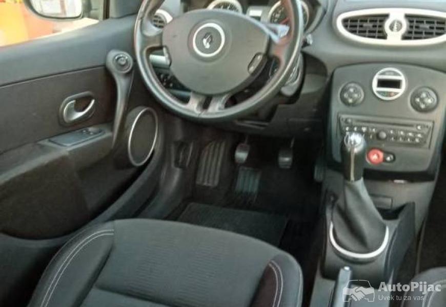 crni_klio_6_polovni_automobili_autopijac.rs