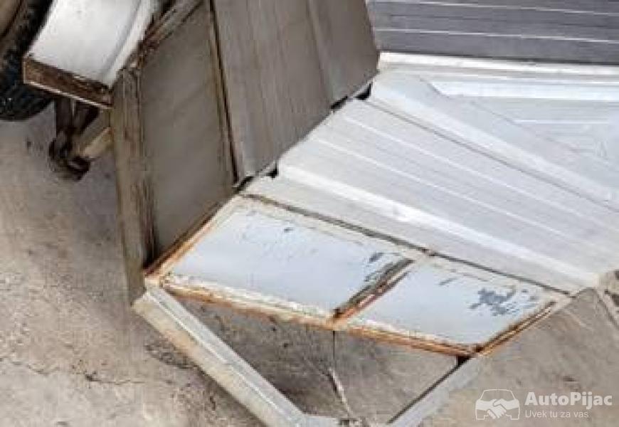auto_prikolica_2_polovni_automobili_autopijac.rs