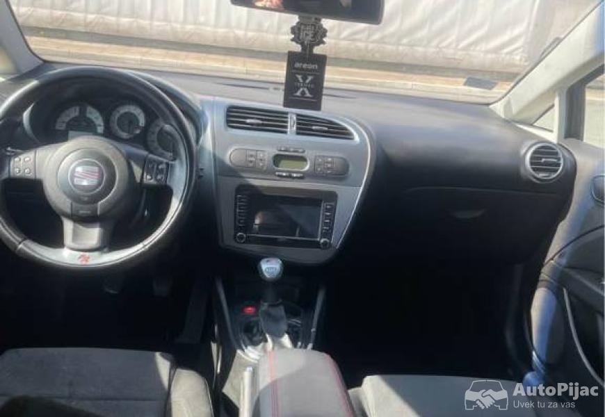 seat_leon_fr_20tdi_170ks_8_polovni_automobili_autopijac.rs