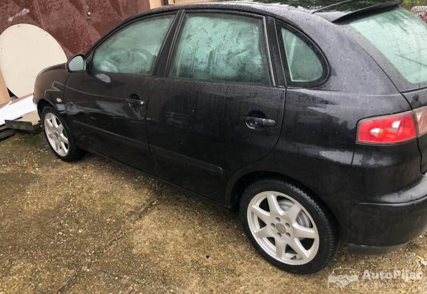 seat_12_benzin_plin_7_polovni_automobili_autopijac.rs