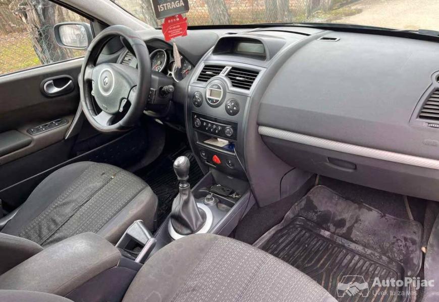 renault_megan_2_5_polovni_automobili_autopijac.rs