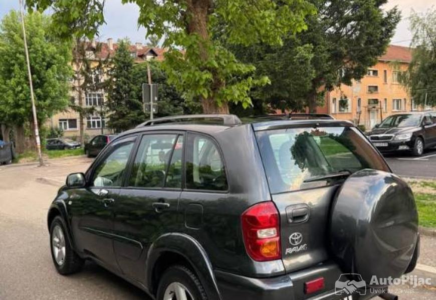 toyota_rav4_d4d_4_polovni_automobili_autopijac.rs