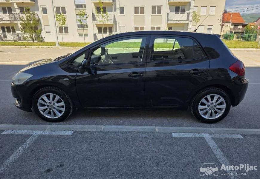 toyota_auris_20_d4d_2008_5_polovni_automobili_autopijac.rs