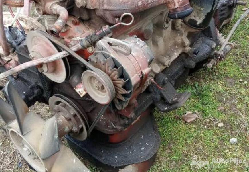 motor_od_zastave_ispravan_2_polovni_automobili_autopijac.rs