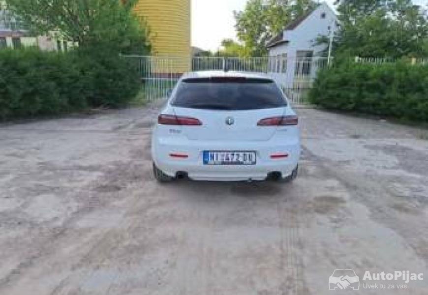 alfa_20_jtdm100kw2012god_moze_zamena_bez_ulaganja_6_polovni_automobili_autopijac.rs
