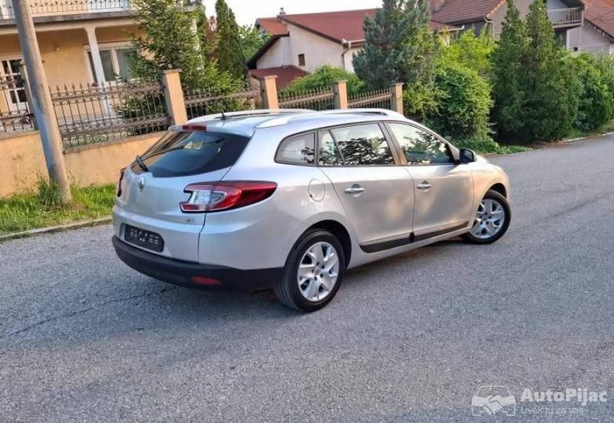 renault_megane_15_dci_13_god_nov_2_polovni_automobili_autopijac.rs