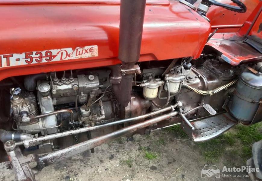 imt_539_1987_i_1983god_3_polovni_automobili_autopijac.rs