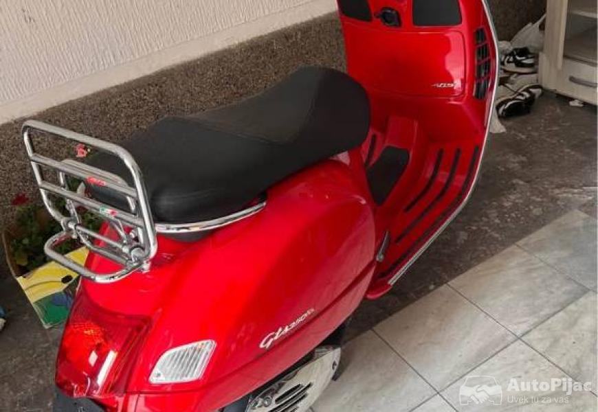 na_prodaju_vespa_250_gts_abs_na_ime_kupca_064_1159_2_polovni_automobili_autopijac.rs