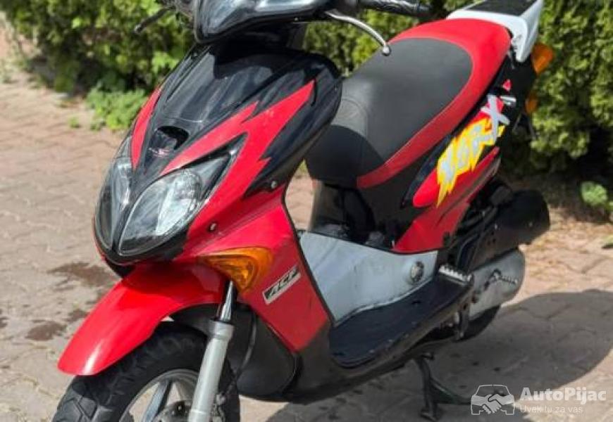 honda_x8r_2_polovni_automobili_autopijac.rs