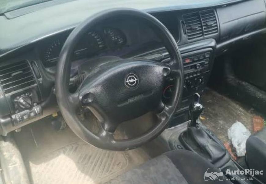 auto_u_dobrom_stanju_18_16ve_plin_atest_do_2028me_6_polovni_automobili_autopijac.rs