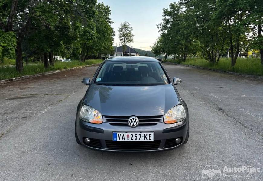 golf_5_19_tdi_105ks_2_polovni_automobili_autopijac.rs