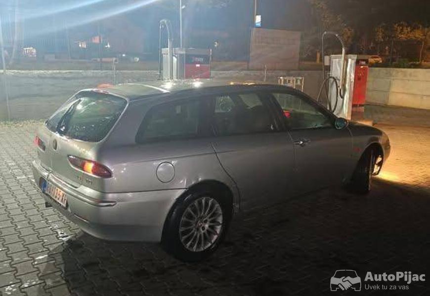 alfa_156_19jtd_dugo_reg_2_polovni_automobili_autopijac.rs