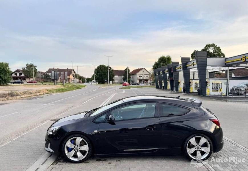 opel_astra_j_opc_280ks_moguca_zamena_8_polovni_automobili_autopijac.rs