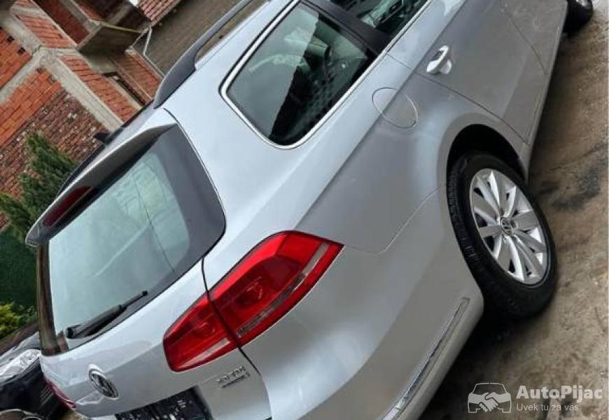 volkswagen_passat_b7_20_tdi_bluemotion_2011_3_polovni_automobili_autopijac.rs