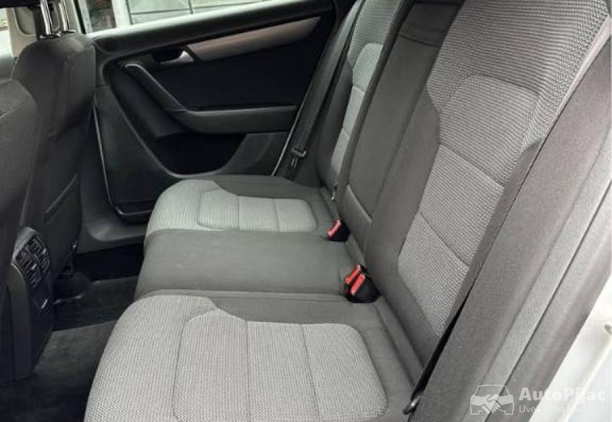 volkswagen_passat_b7_20_tdi_bluemotion_2011_7_polovni_automobili_autopijac.rs
