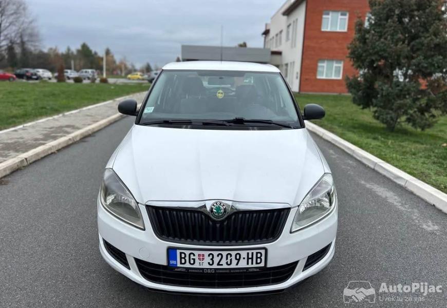 skoda_fabia_16tdi_2012god_presla_220000_registrova_5_polovni_automobili_autopijac.rs