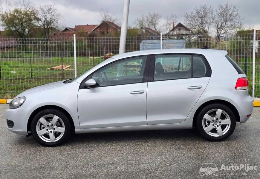 2011_volkswagen_golf_3_polovni_automobili_autopijac.rs