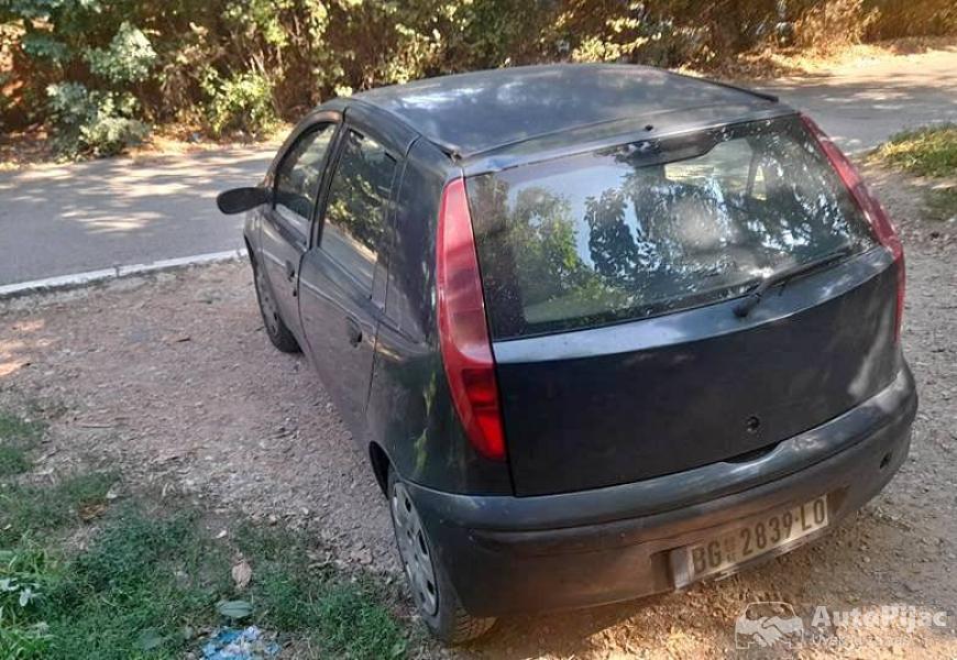 2001_fiat_punto_2_1_polovni_automobili_autopijac.rs