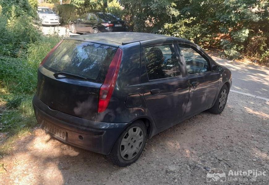 2001_fiat_punto_2_3_polovni_automobili_autopijac.rs