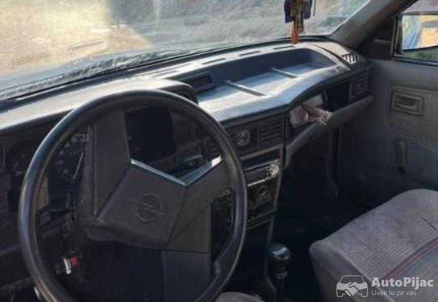 na_prodaju_opel_kadet_8_polovni_automobili_autopijac.rs
