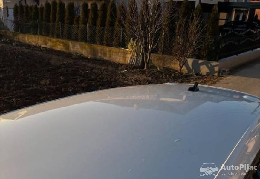 2008_volkswagen_scirocco_3_polovni_automobili_autopijac.rs