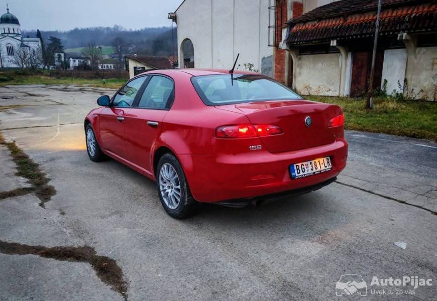 alfa_romeo_159_19_jtdm_2009_godiste_reg_do_1510202_9_polovni_automobili_autopijac.rs