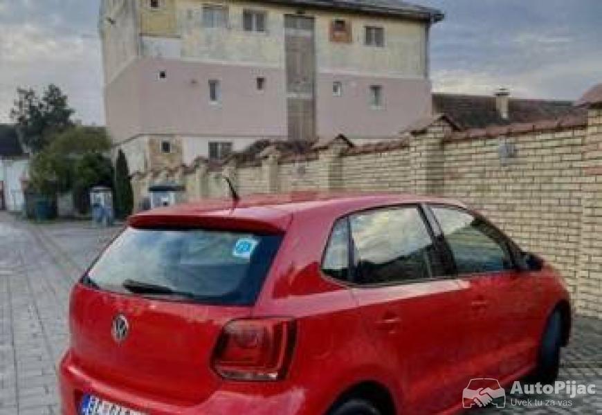 2009_volkswagen_polo_2_polovni_automobili_autopijac.rs
