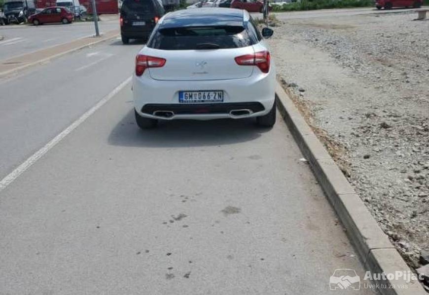 2013_citron_ds5_automatik_9_polovni_automobili_autopijac.rs