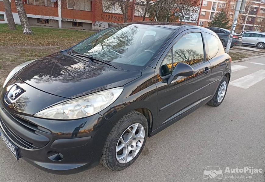 peugeot_207_14_2006_god_3_polovni_automobili_autopijac.rs