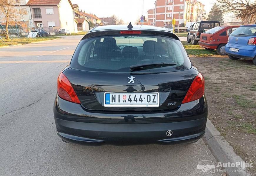 peugeot_207_14_2006_god_6_polovni_automobili_autopijac.rs